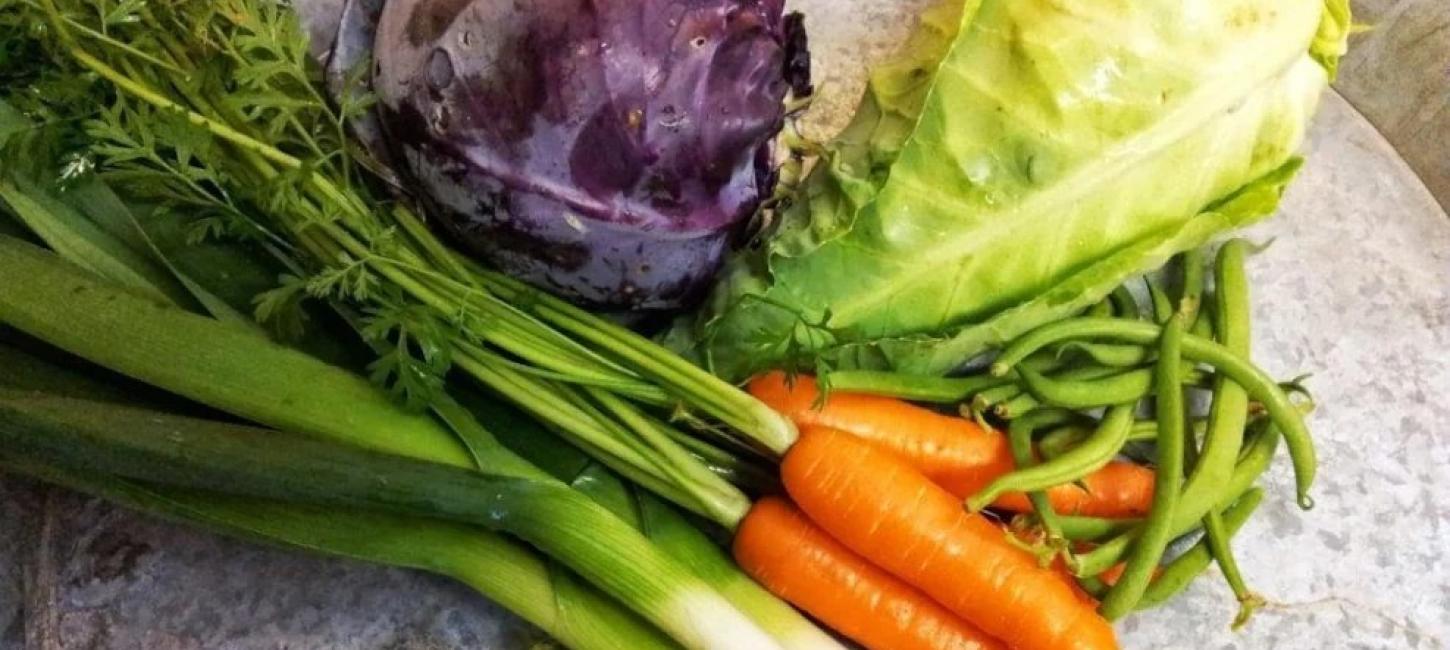 Økoladen grøntsager og frugt
