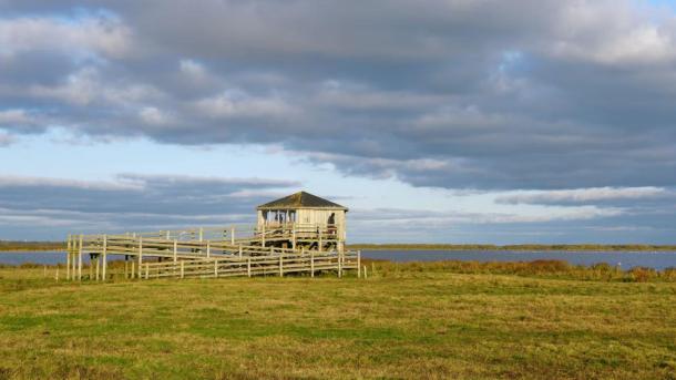Udsigt over Skjern Å og fugletårnet