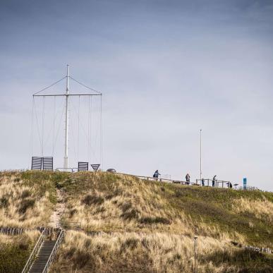 Nyd udsigten over byen fra Troldbjerg