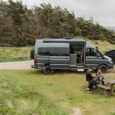 Autocamper i naturen